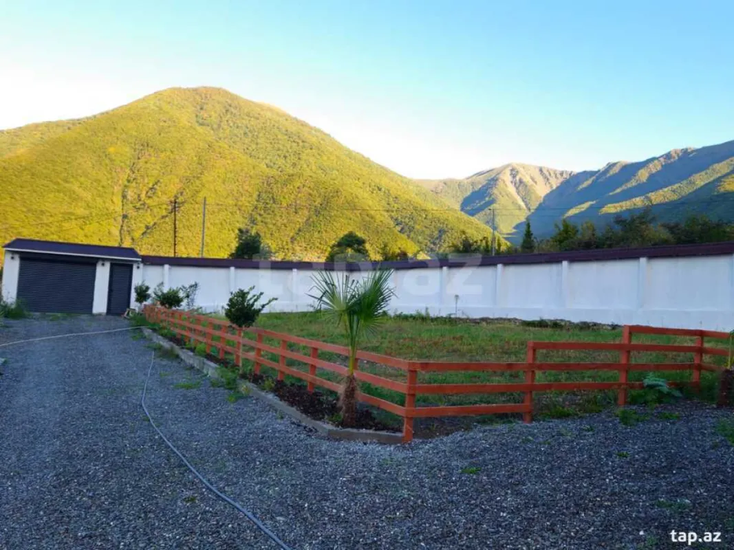 Kirayə verilir 3 otaqlı həyət evi