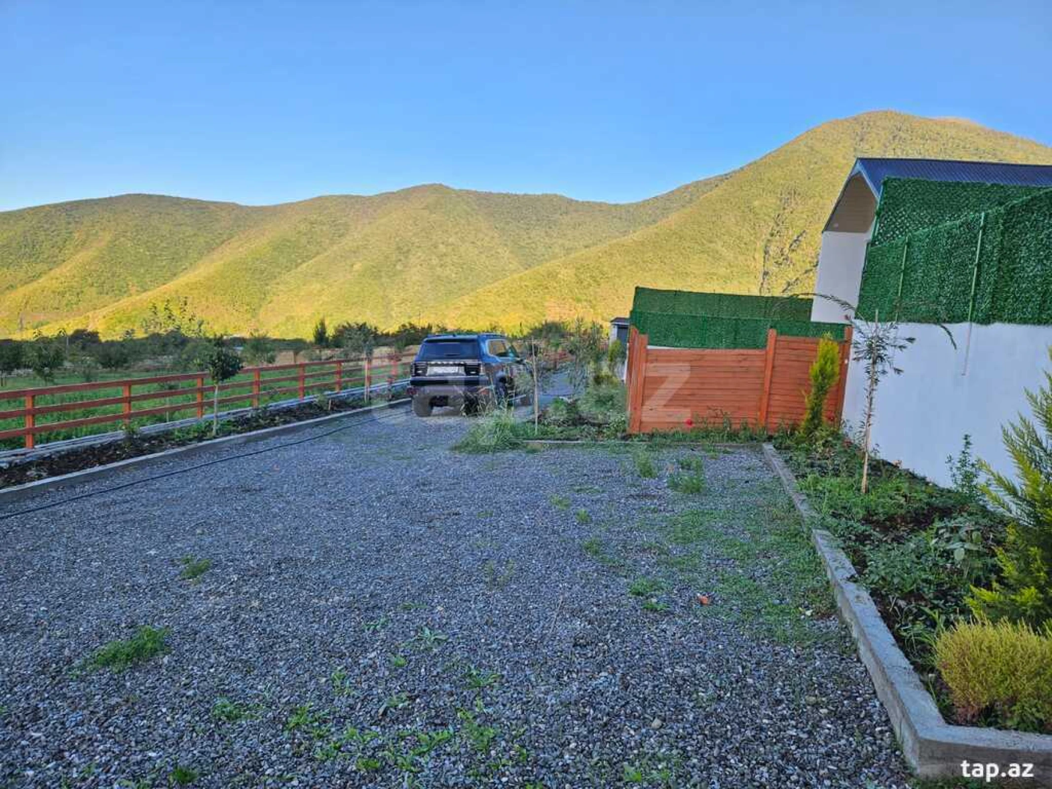 Kirayə verilir 3 otaqlı həyət evi