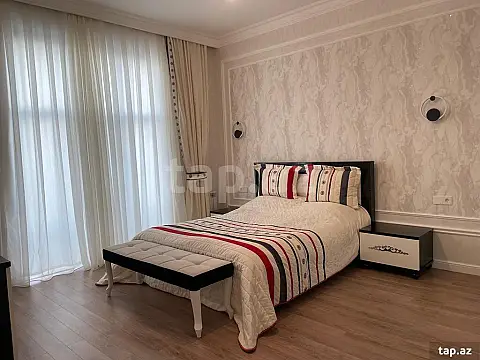 Kirayə verilir 5 otaqlı həyət evi