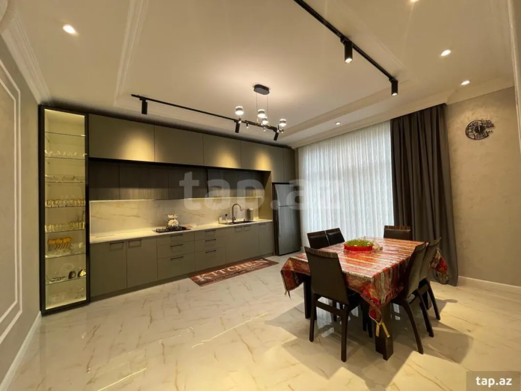 Kirayə verilir 5 otaqlı həyət evi