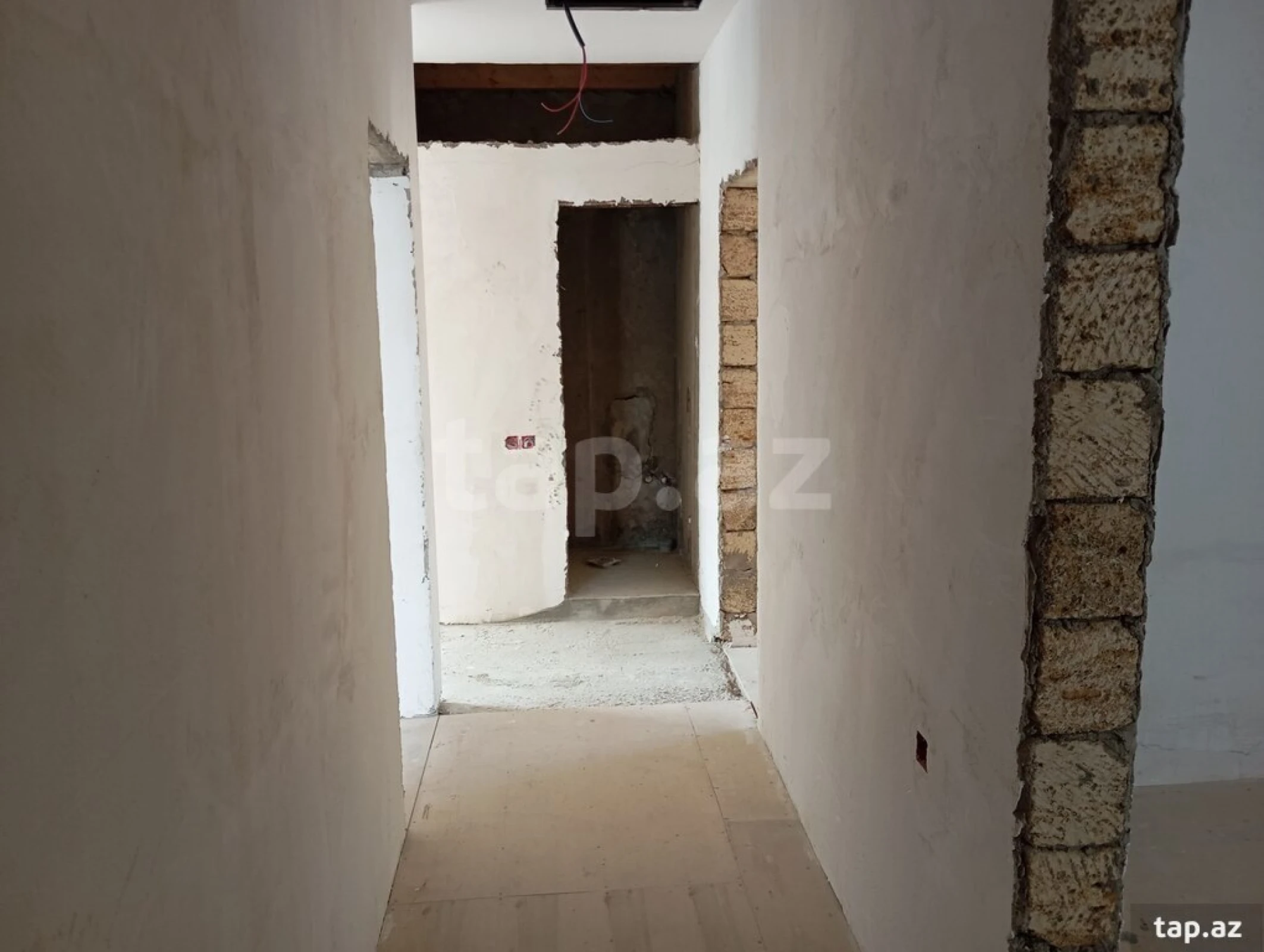 Satılır 4 otaqlı həyət evi 160 m²