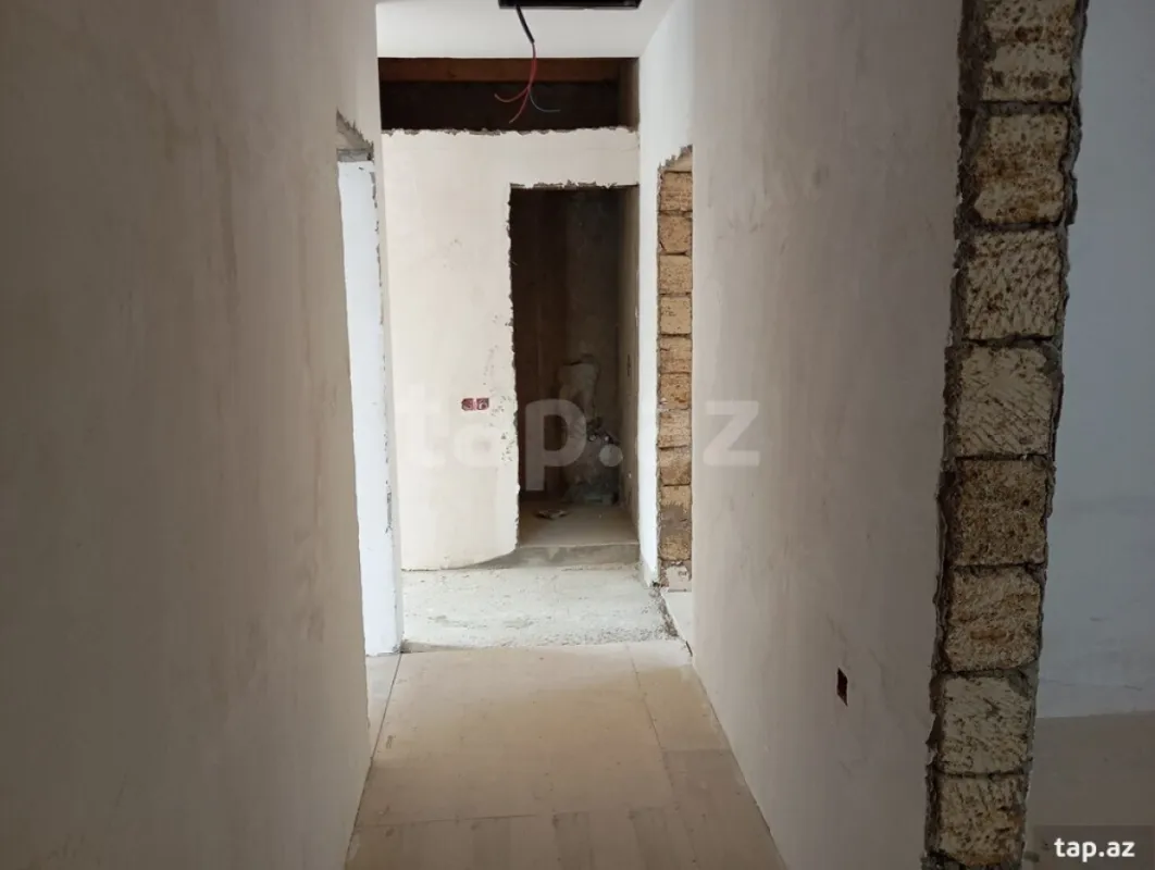 Satılır 4 otaqlı həyət evi 160 m²