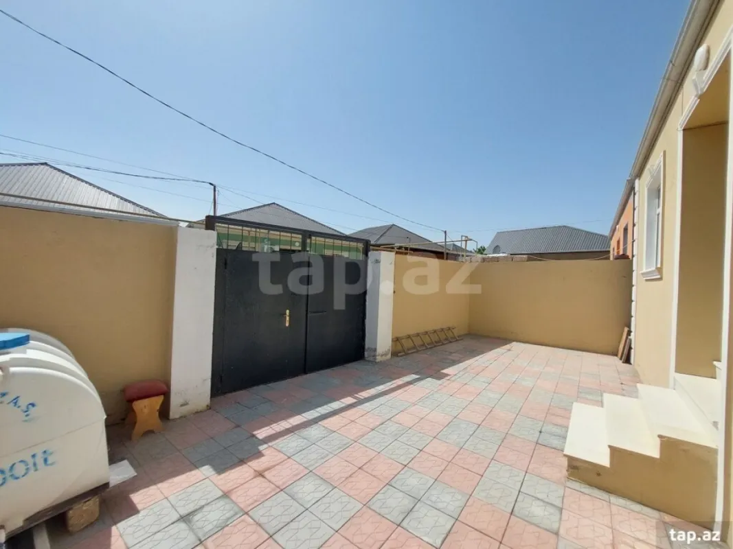 Satılır 3 otaqlı həyət evi