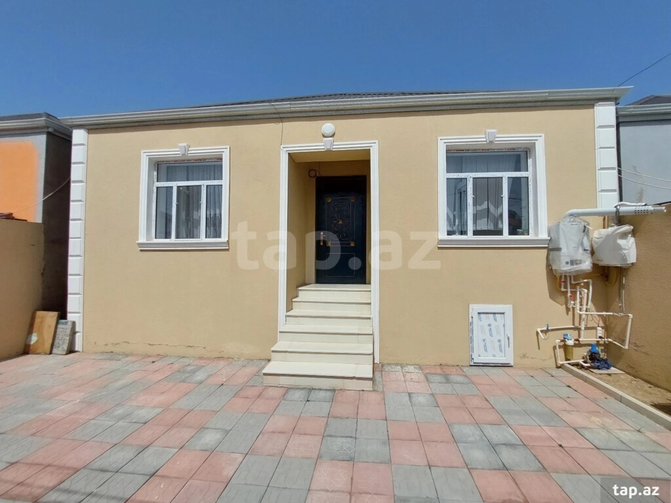 Satılır 3 otaqlı həyət evi