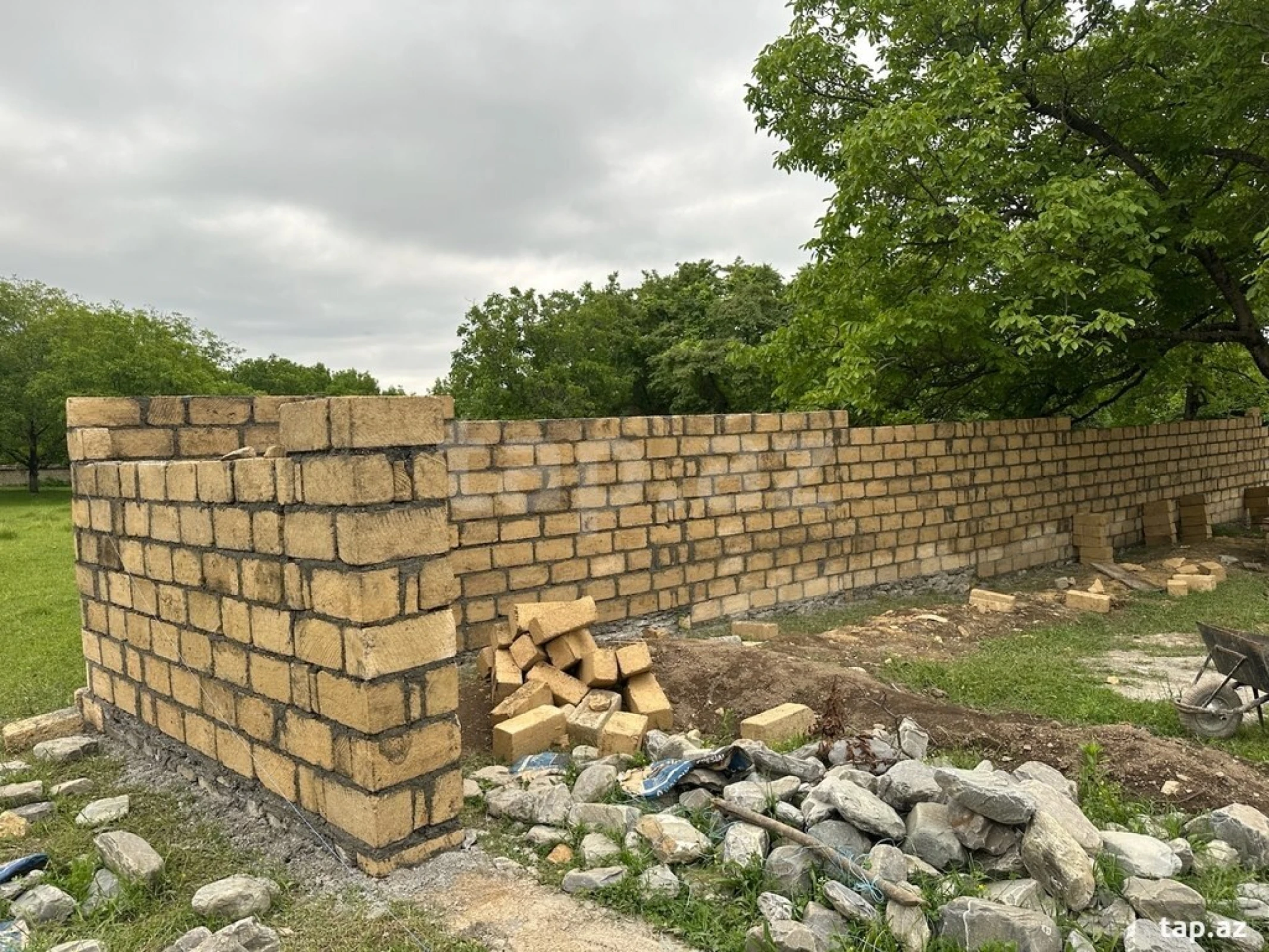 Satılır torpaq sahəsi