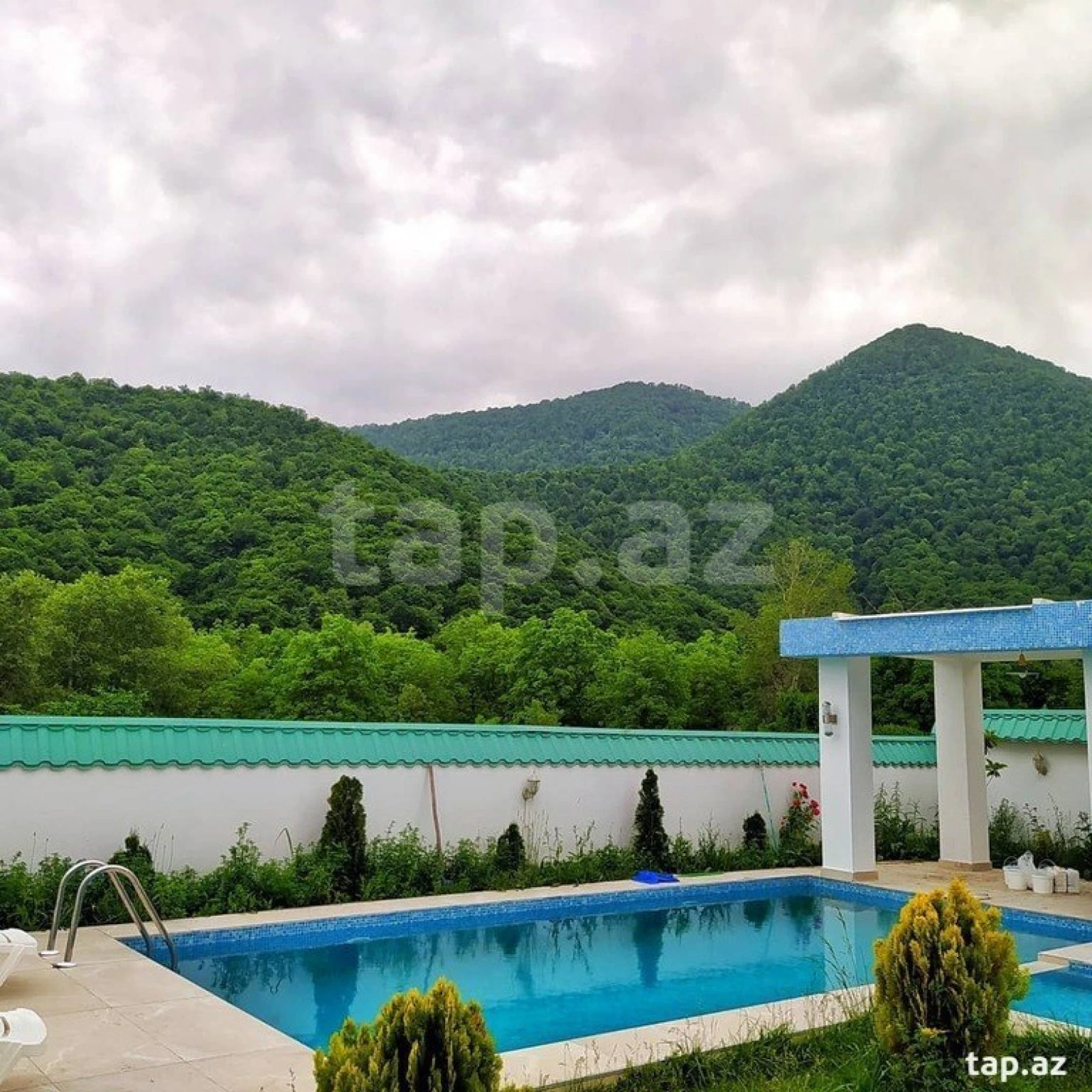 Kirayə verilir 5 otaqlı həyət evi