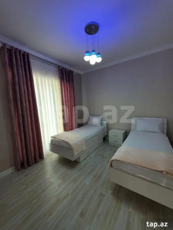 Kirayə verilir 5 otaqlı həyət evi