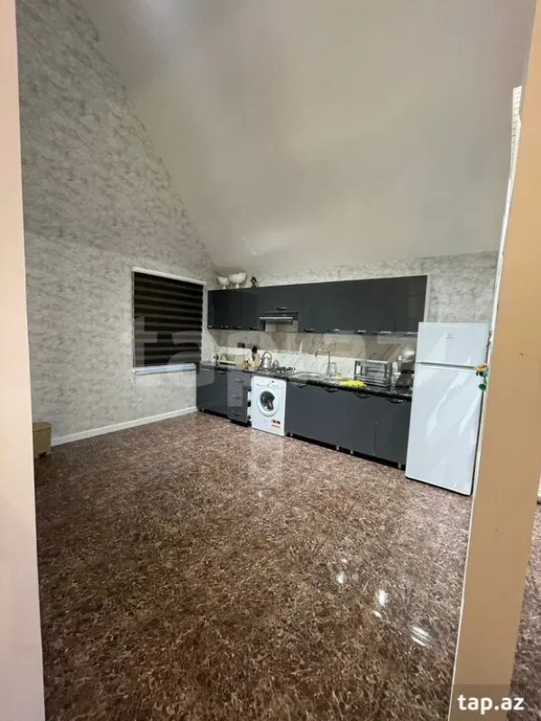 Kirayə verilir 4 otaqlı həyət evi 150 m²