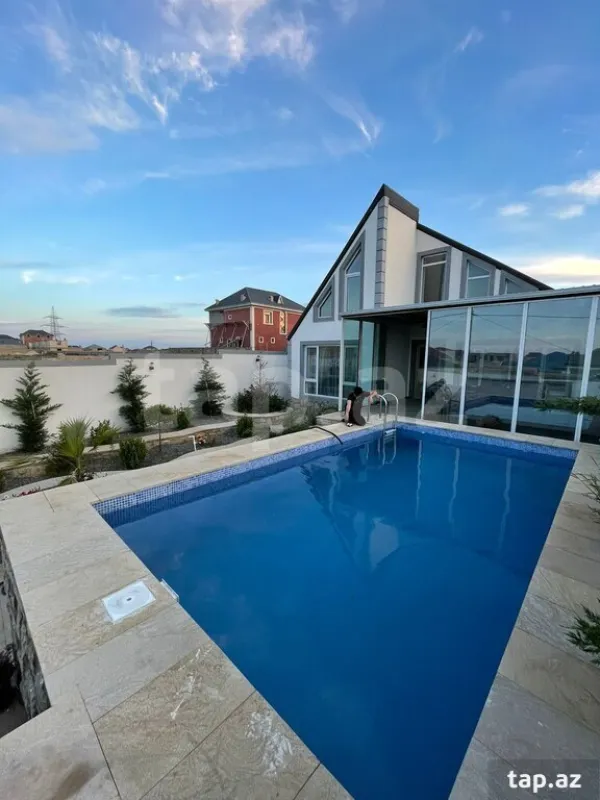 Kirayə verilir 4 otaqlı həyət evi 150 m²