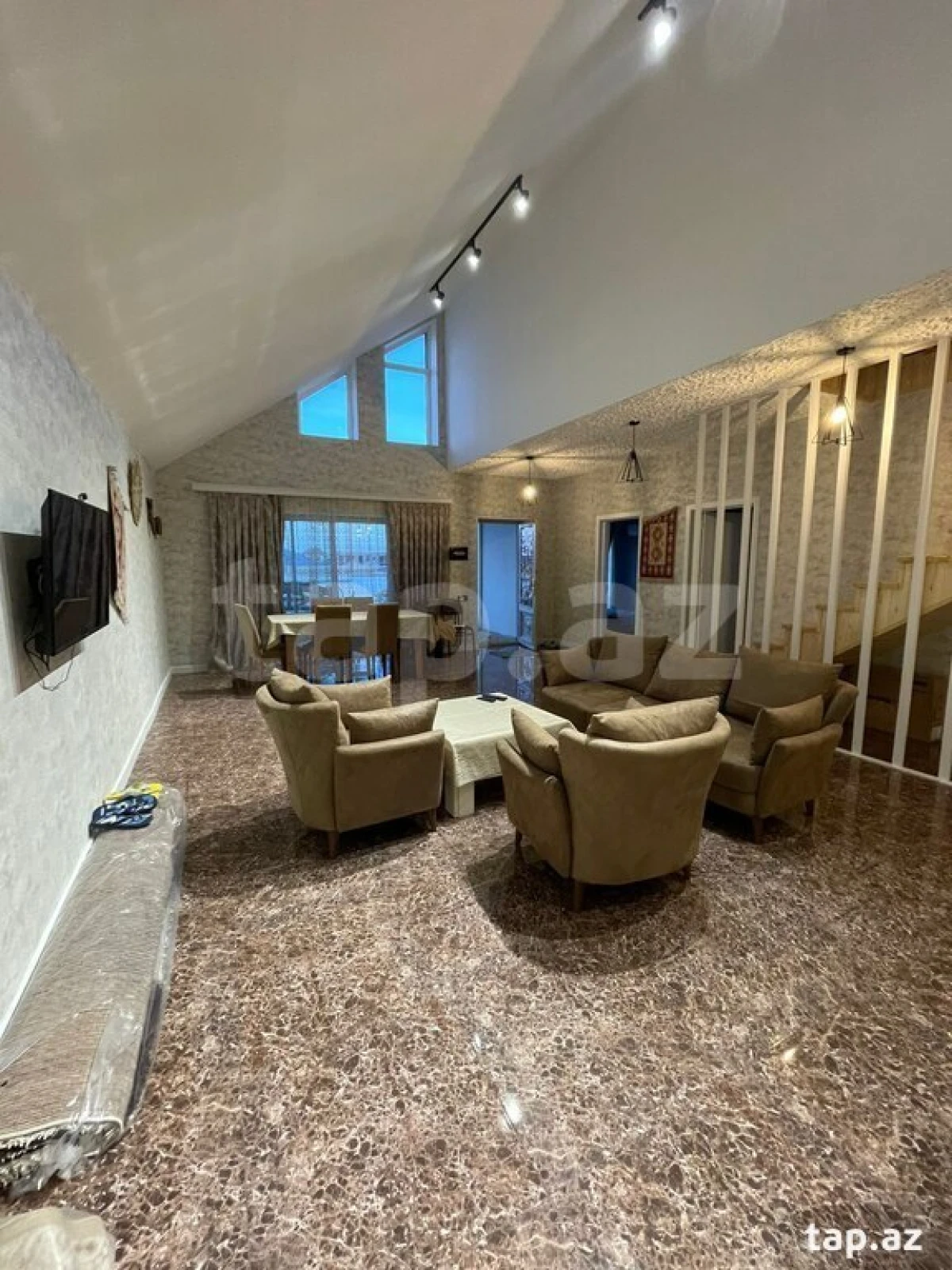 Kirayə verilir 4 otaqlı həyət evi 150 m²