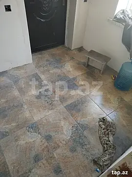 Satılır 8 otaqlı həyət evi