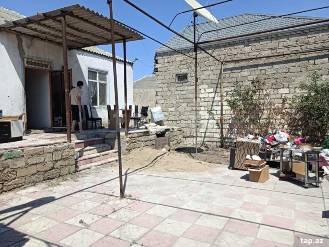 Kirayə verilir 2 otaqlı həyət evi 70 m²