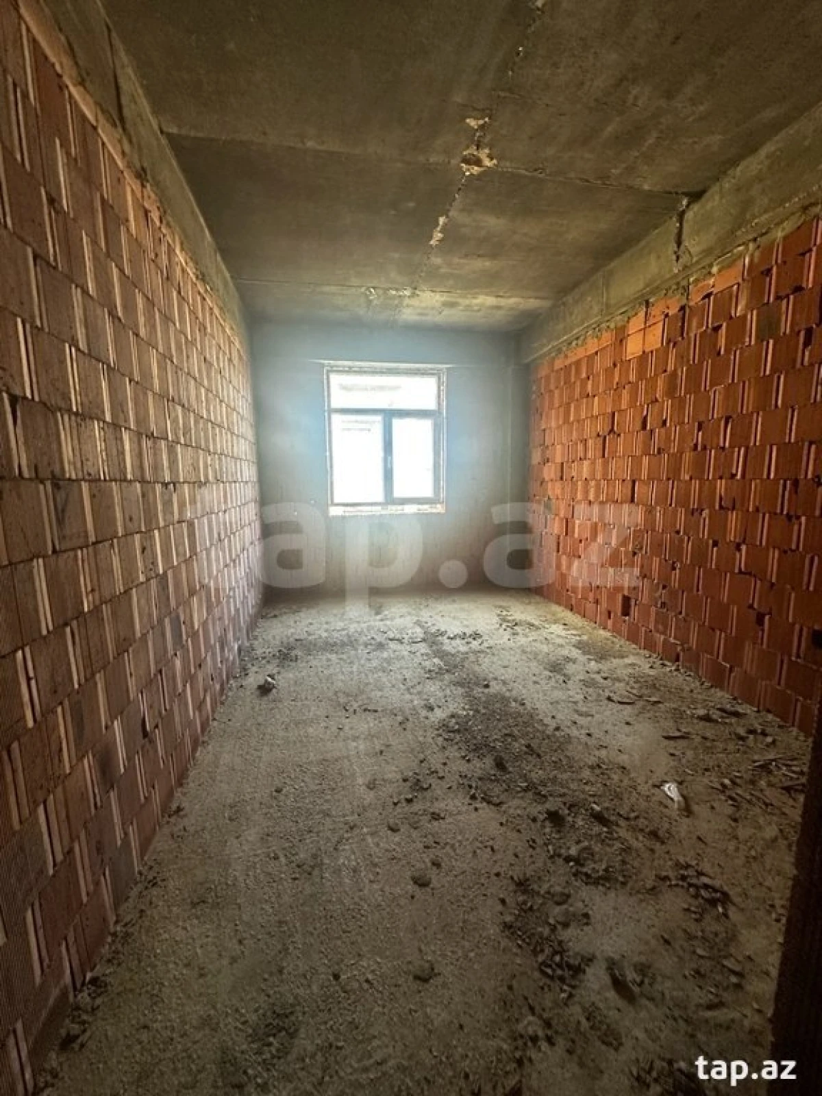 Satılır 2 otaqlı yeni tikili 83 m²