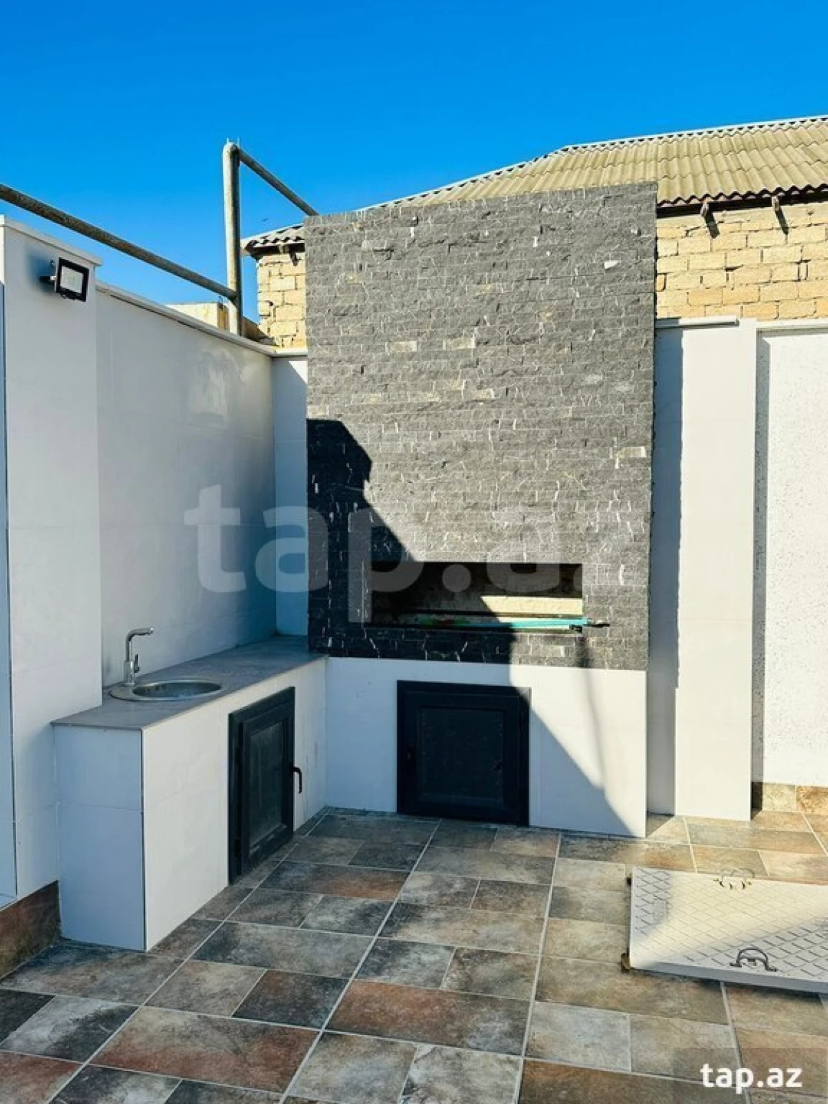 Kirayə verilir 5 otaqlı həyət evi 200 m²