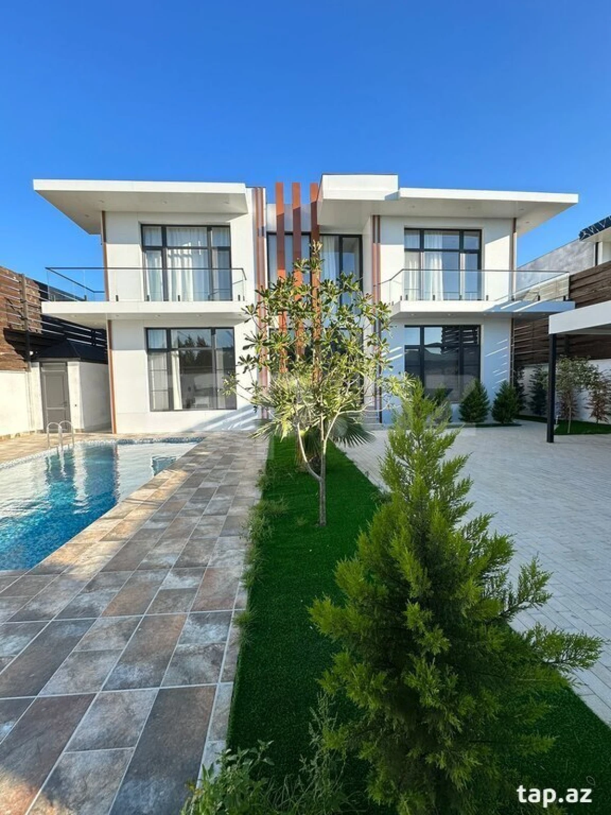 Kirayə verilir 5 otaqlı həyət evi 200 m²