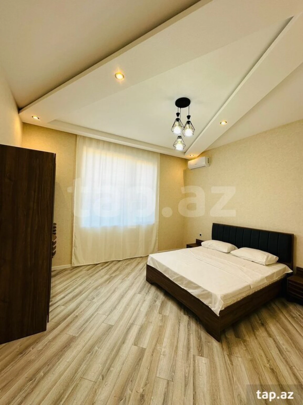 Kirayə verilir 5 otaqlı həyət evi 200 m²