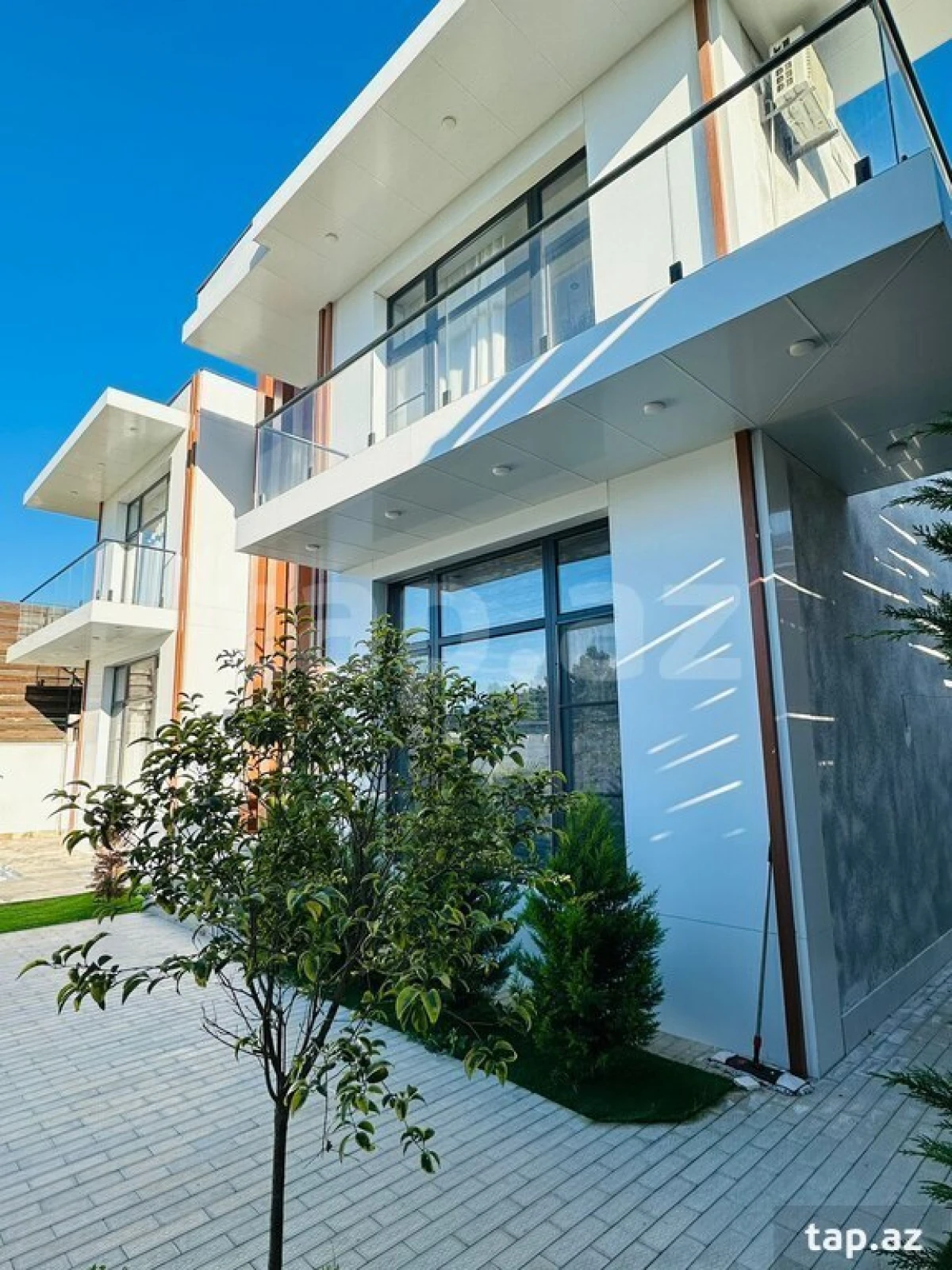 Kirayə verilir 5 otaqlı həyət evi 200 m²