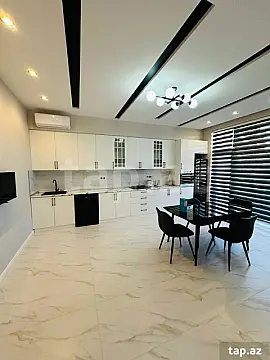 Kirayə verilir 5 otaqlı həyət evi 200 m²