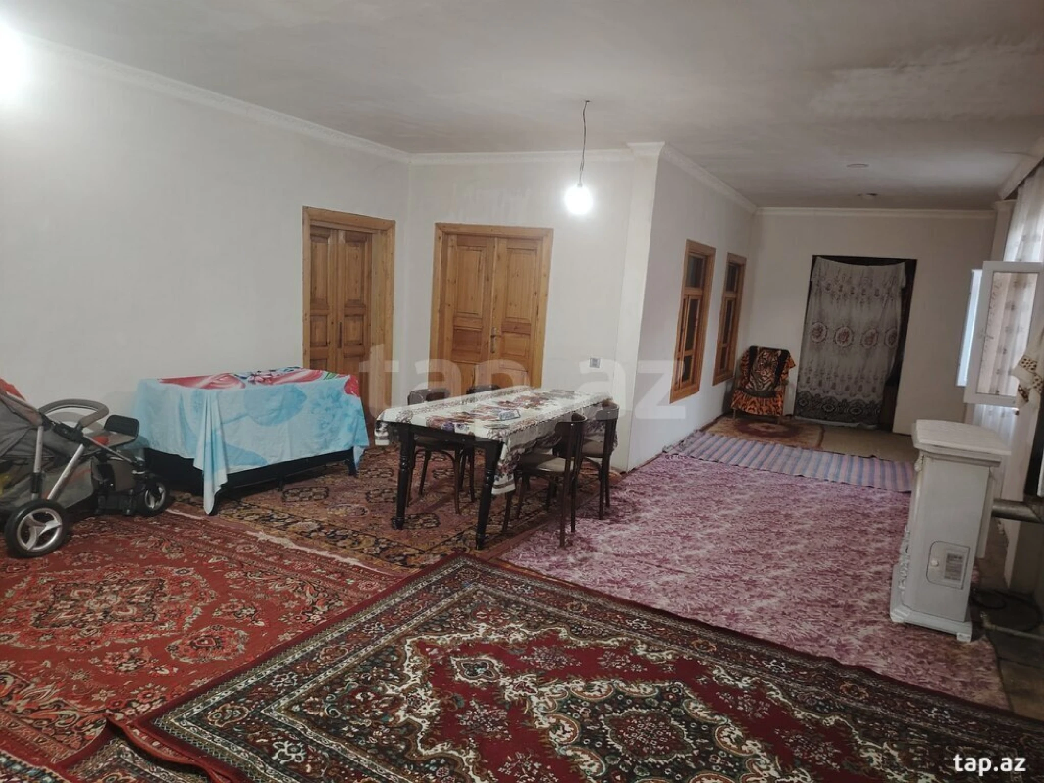 Satılır 4 otaqlı həyət evi