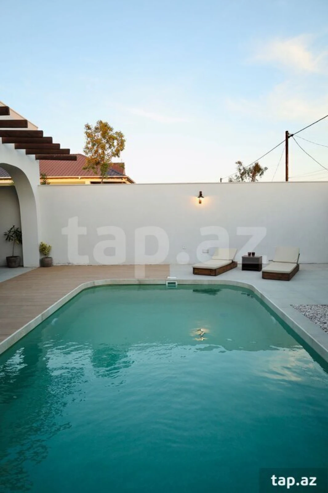 Kirayə verilir 4 otaqlı həyət evi 200 m²