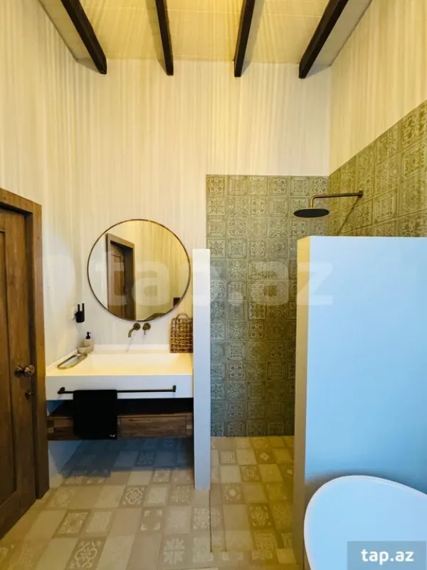 Kirayə verilir 4 otaqlı həyət evi 200 m²