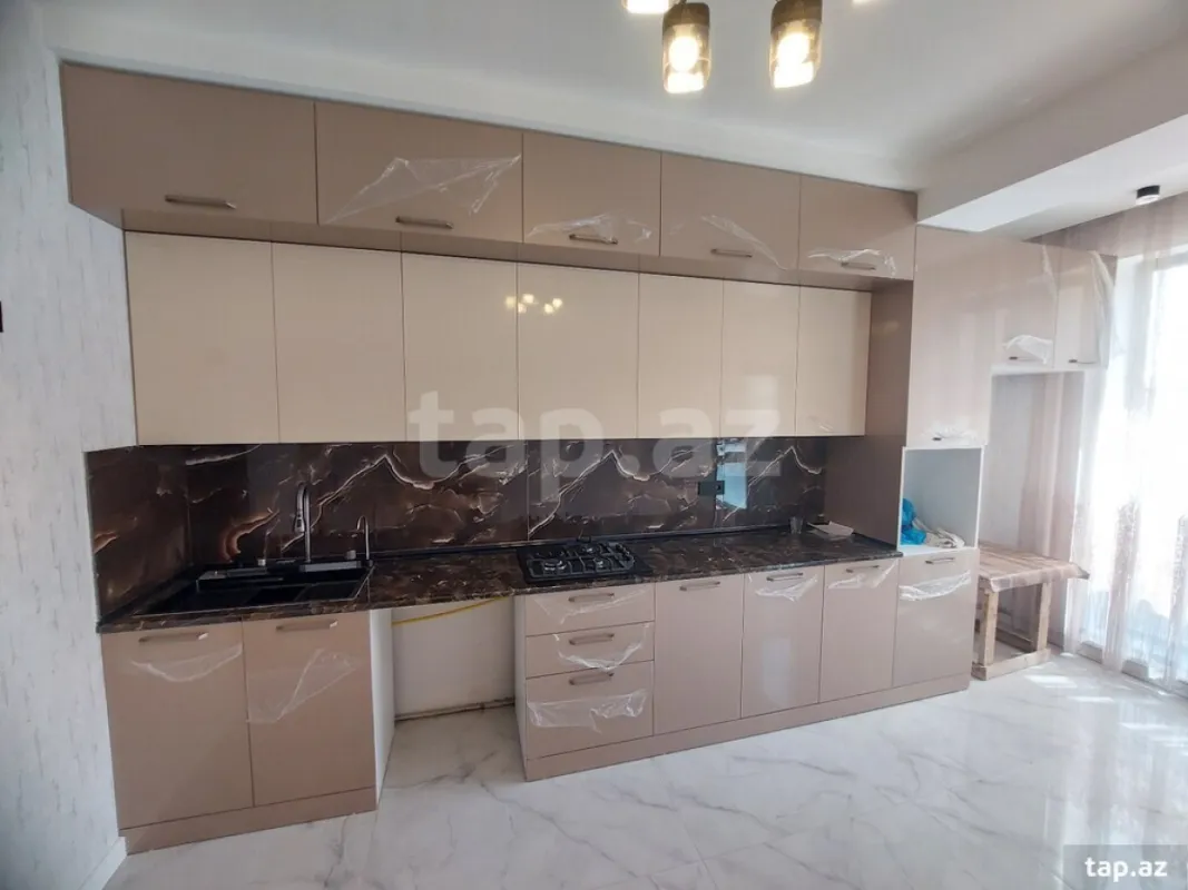 Satılır 2 otaqlı yeni tikili 96 m²