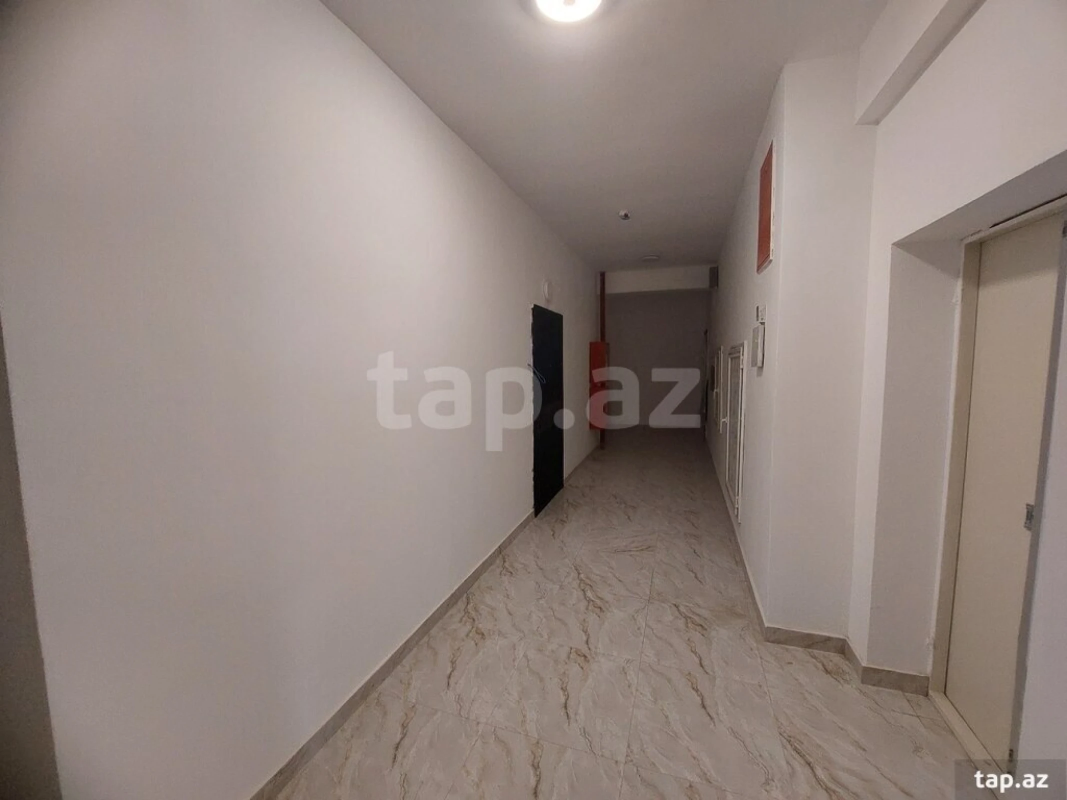 Satılır 2 otaqlı yeni tikili 96 m²
