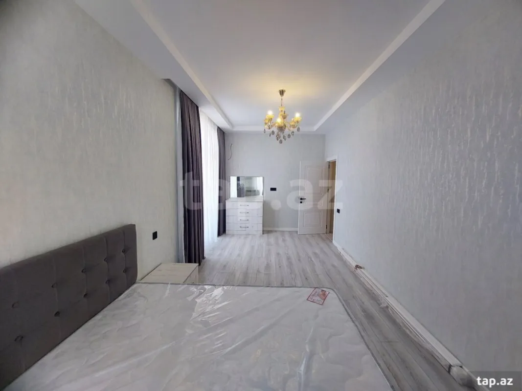 Satılır 2 otaqlı yeni tikili 96 m²