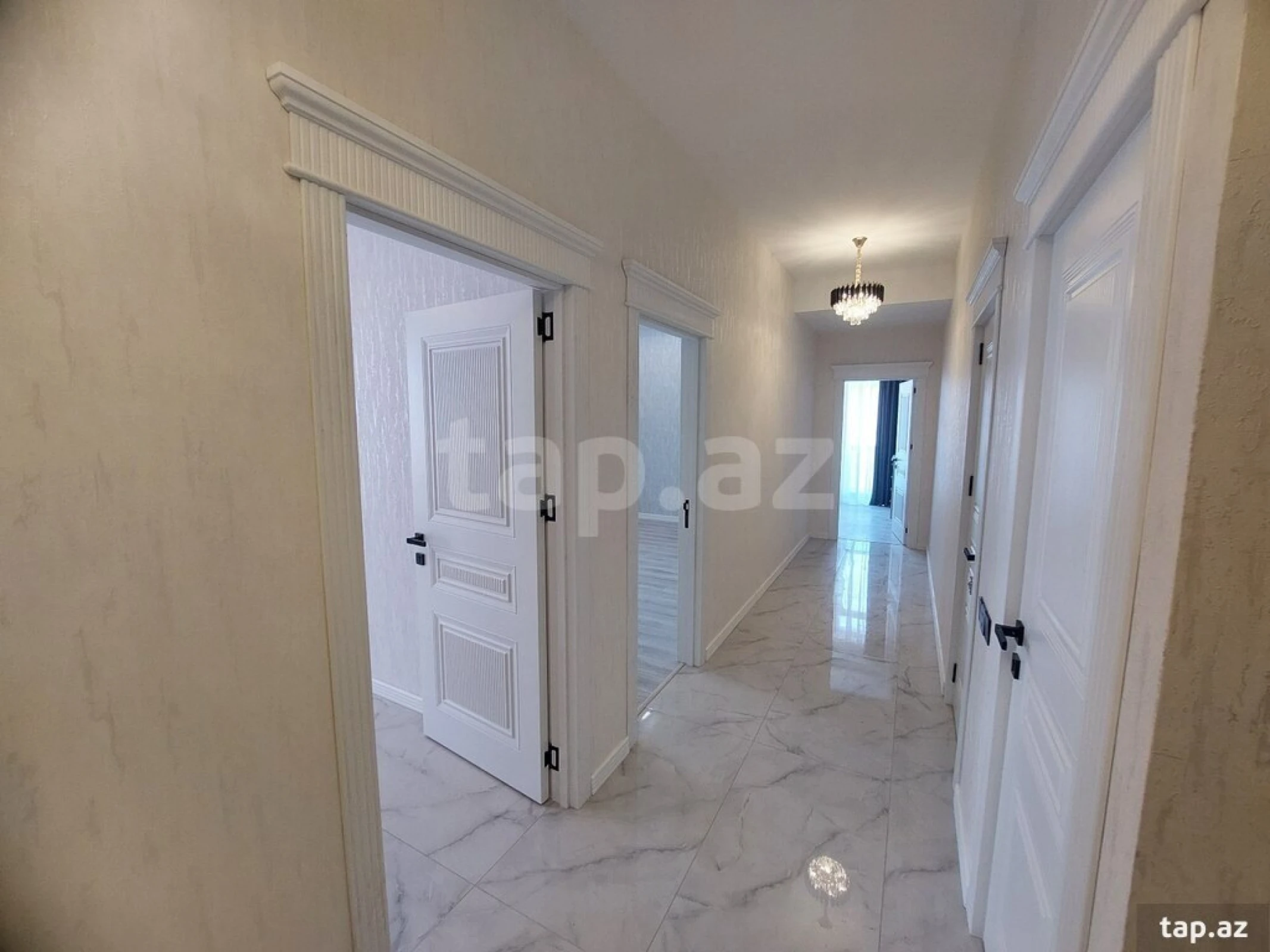 Satılır 2 otaqlı yeni tikili 96 m²