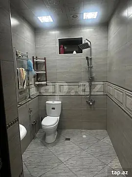 Kirayə verilir 6 otaqlı həyət evi