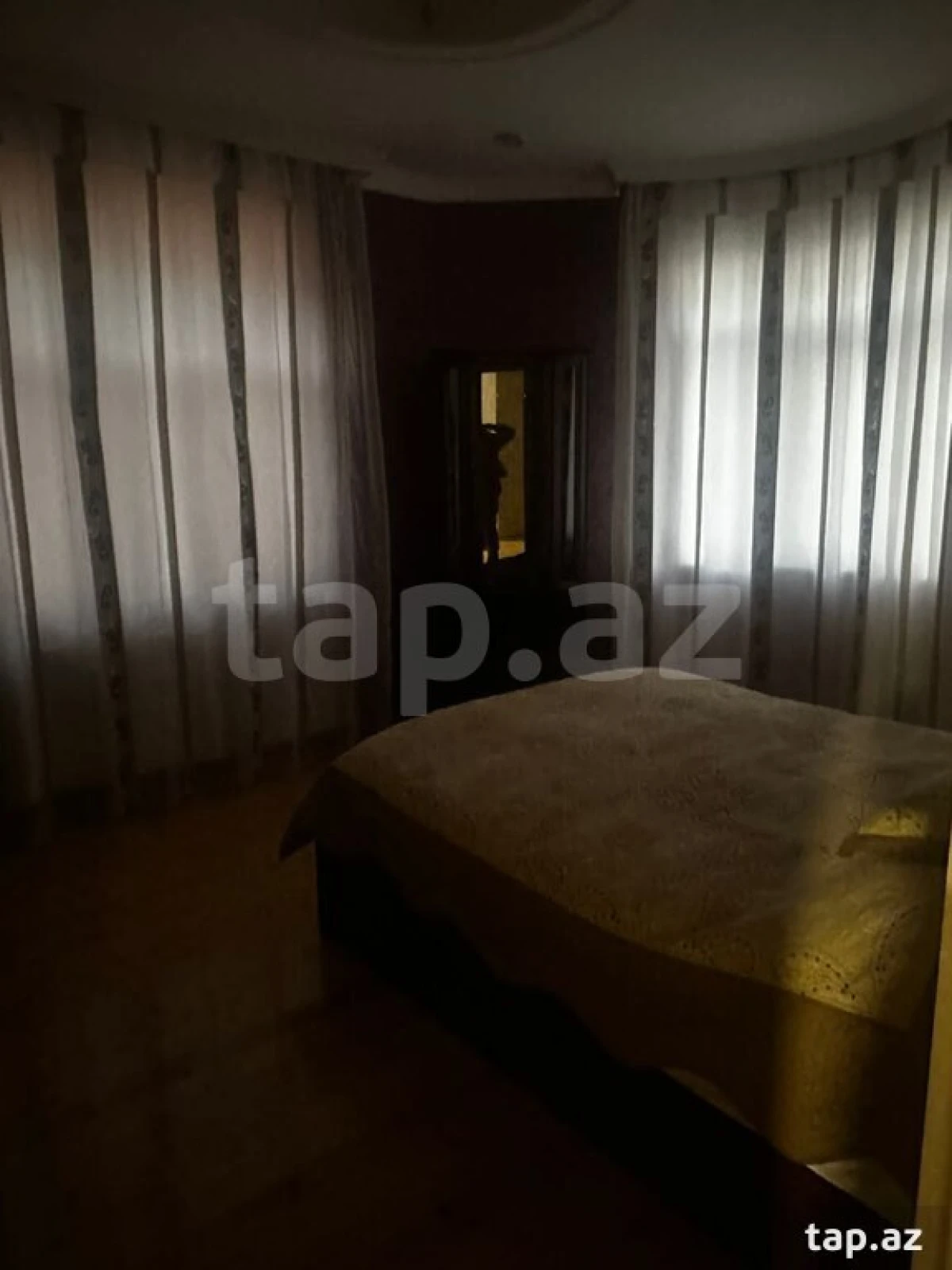 Kirayə verilir 6 otaqlı həyət evi