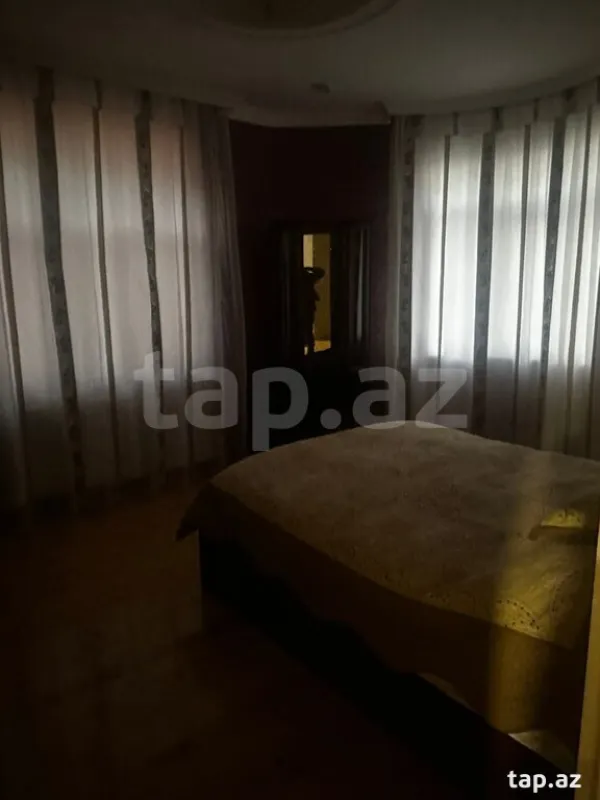Kirayə verilir 6 otaqlı həyət evi