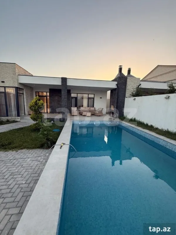 Kirayə verilir 4 otaqlı həyət evi