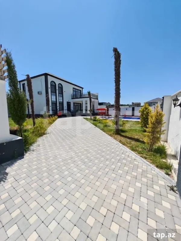 Kirayə verilir 4 otaqlı həyət evi