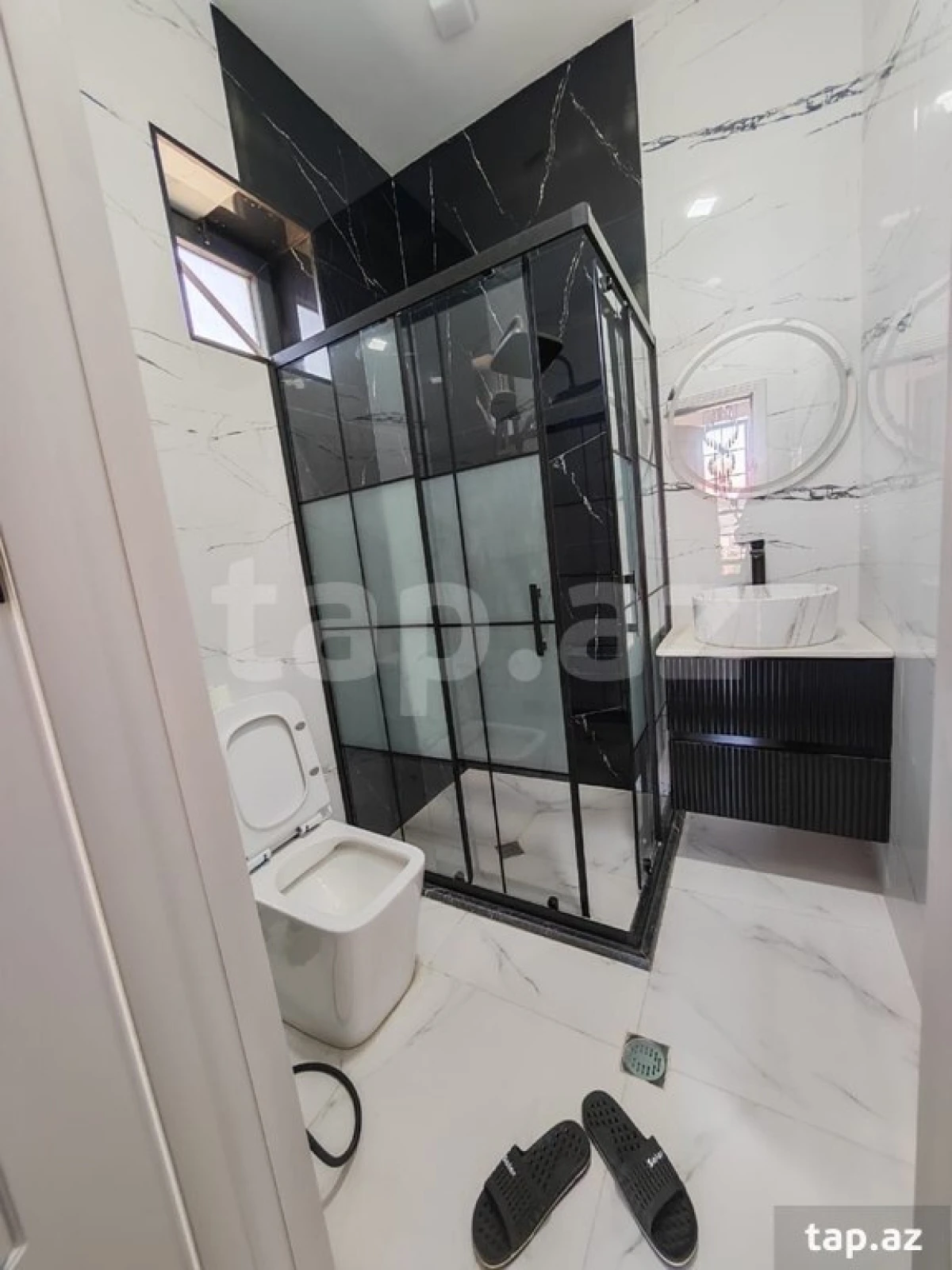 Kirayə verilir 4 otaqlı həyət evi