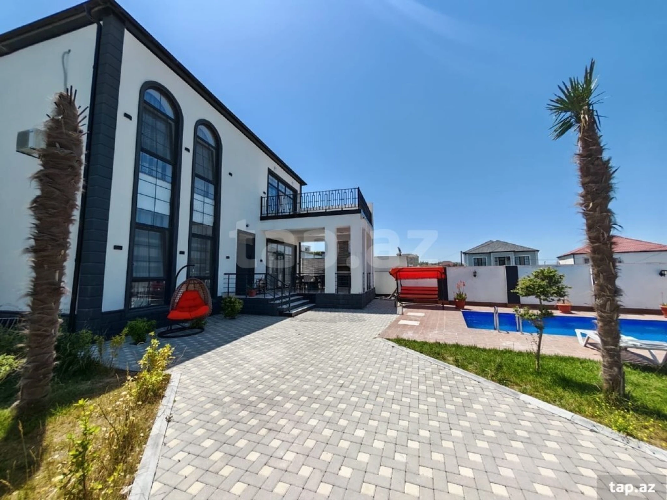 Kirayə verilir 4 otaqlı həyət evi