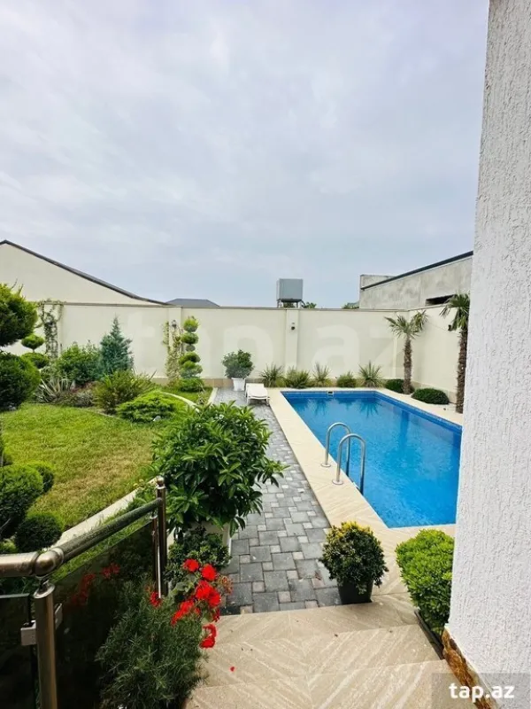 Kirayə verilir 4 otaqlı həyət evi