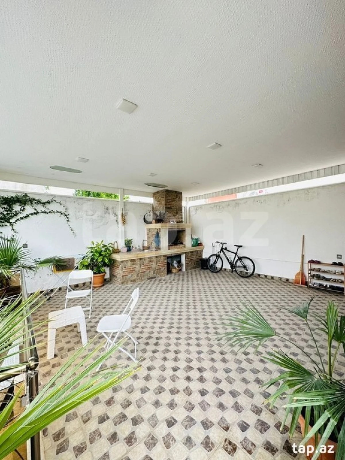 Kirayə verilir 4 otaqlı həyət evi