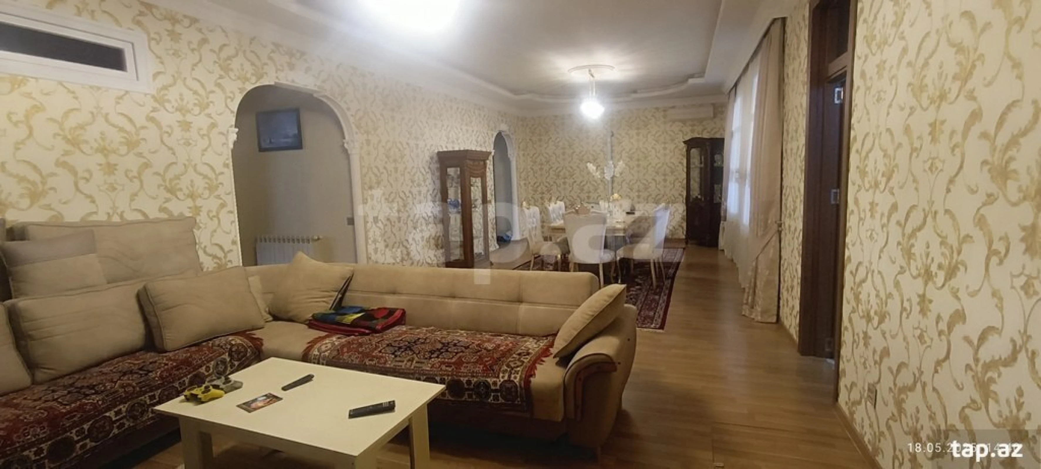 Satılır 4 otaqlı həyət evi 200 m²