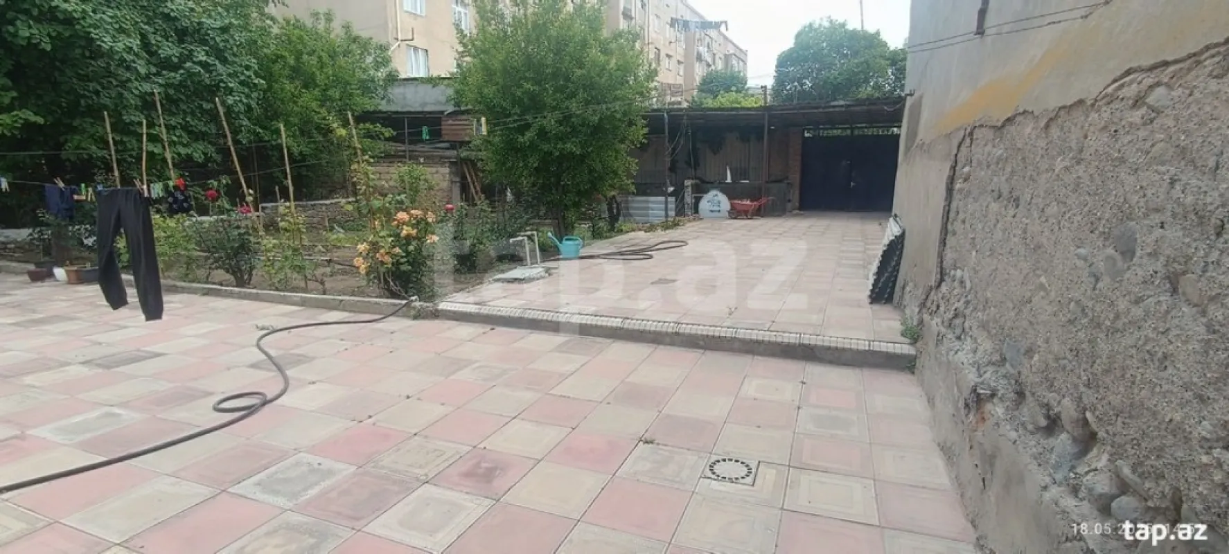 Satılır 4 otaqlı həyət evi 200 m²
