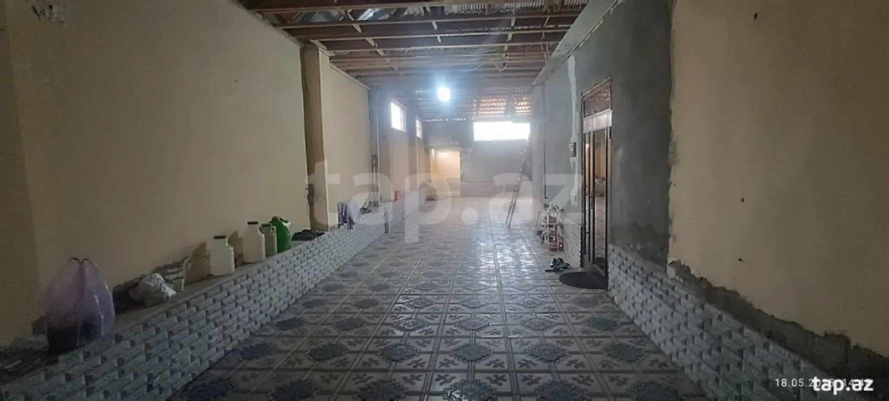 Satılır 4 otaqlı həyət evi 200 m²