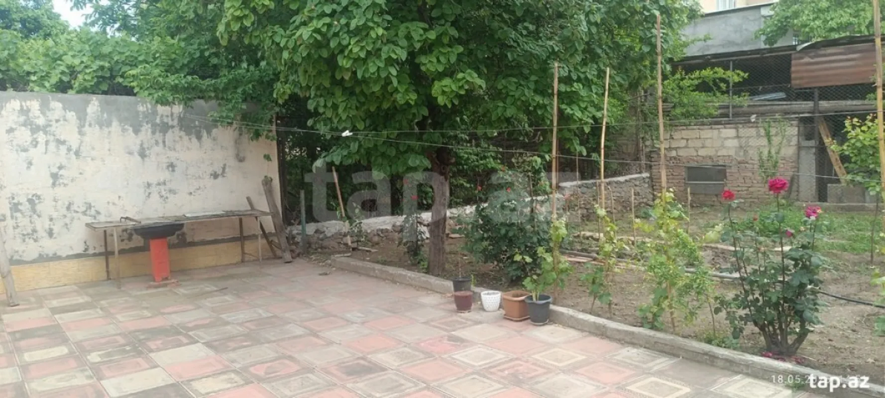 Satılır 4 otaqlı həyət evi 200 m²