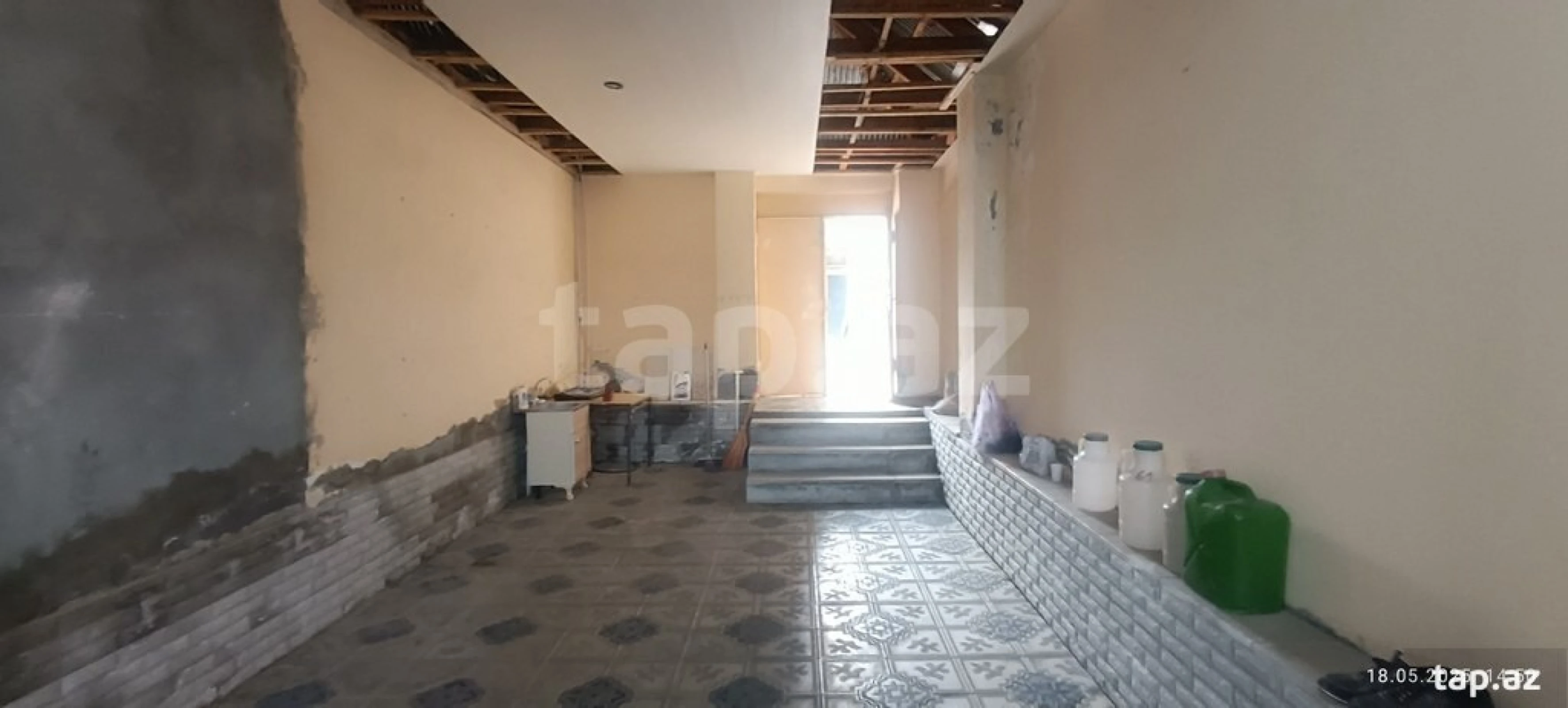 Satılır 4 otaqlı həyət evi 200 m²