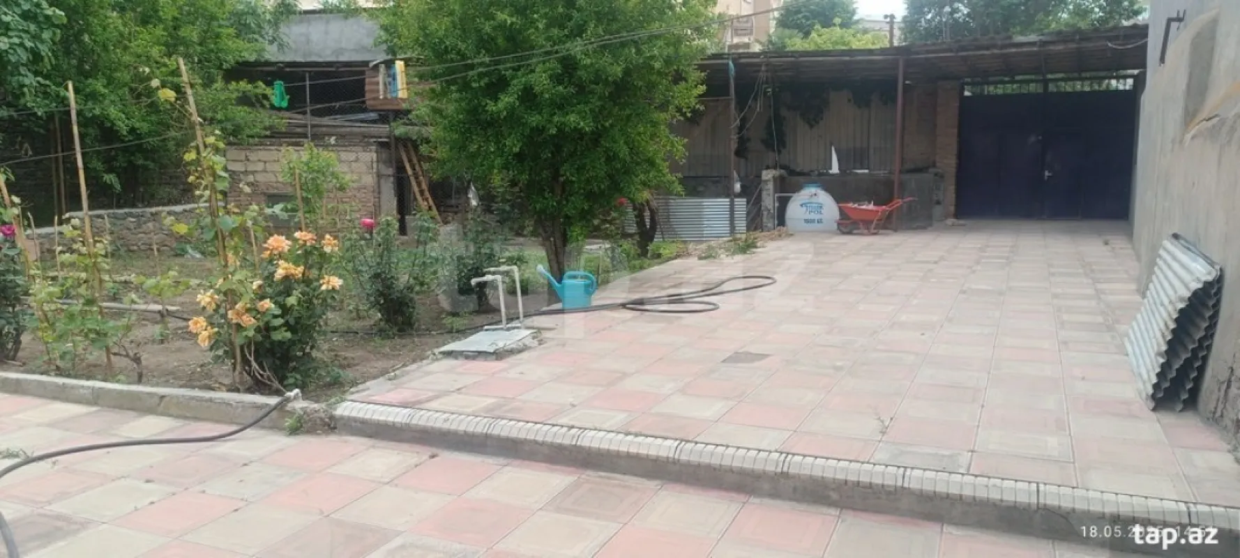 Satılır 4 otaqlı həyət evi 200 m²