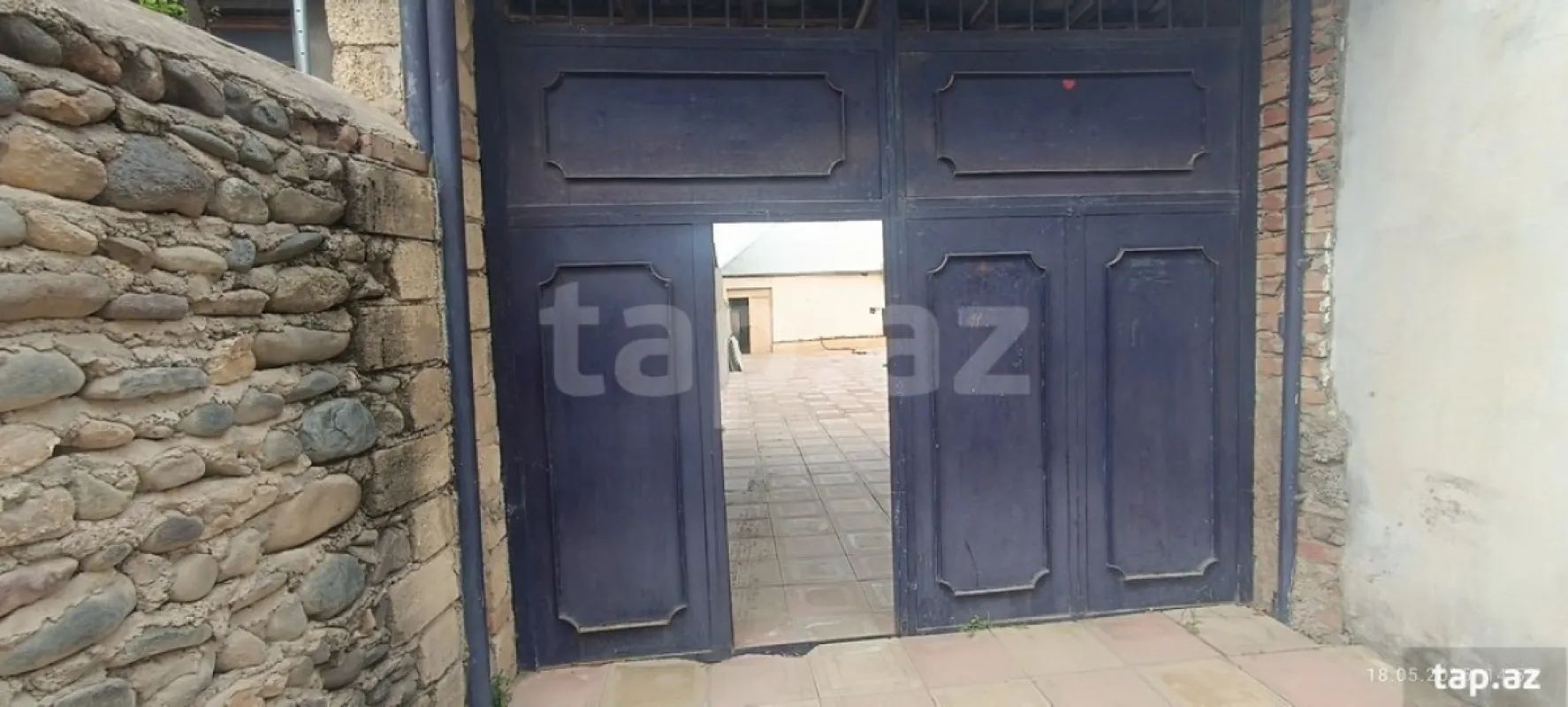 Satılır 4 otaqlı həyət evi 200 m²