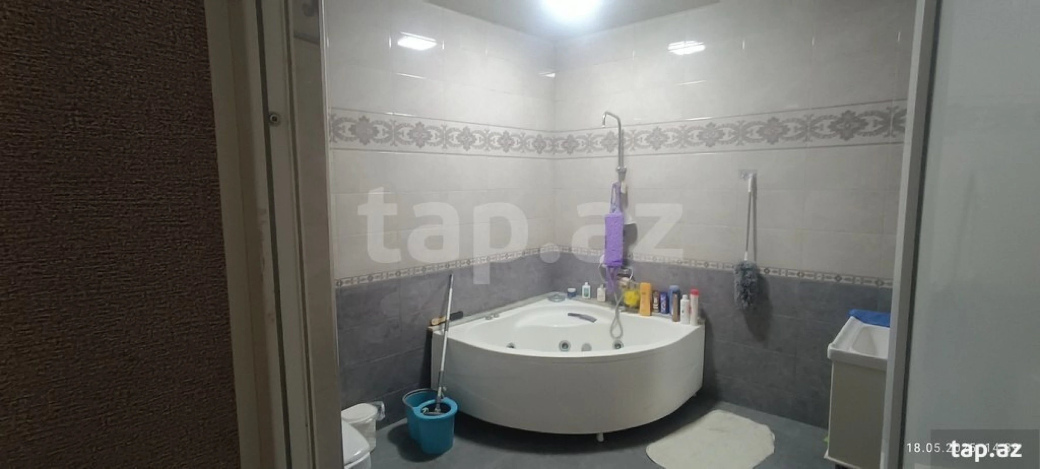 Satılır 4 otaqlı həyət evi 200 m²