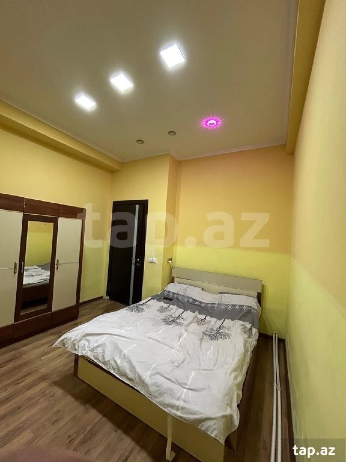 Kirayə verilir 3 otaqlı yeni tikili 110 m²