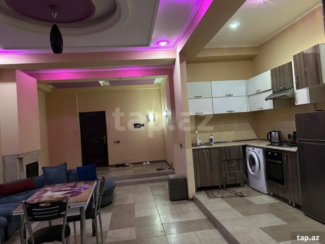 Kirayə verilir 3 otaqlı yeni tikili 110 m²