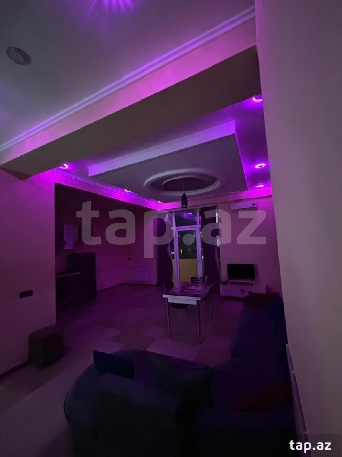 Kirayə verilir 3 otaqlı yeni tikili 110 m²