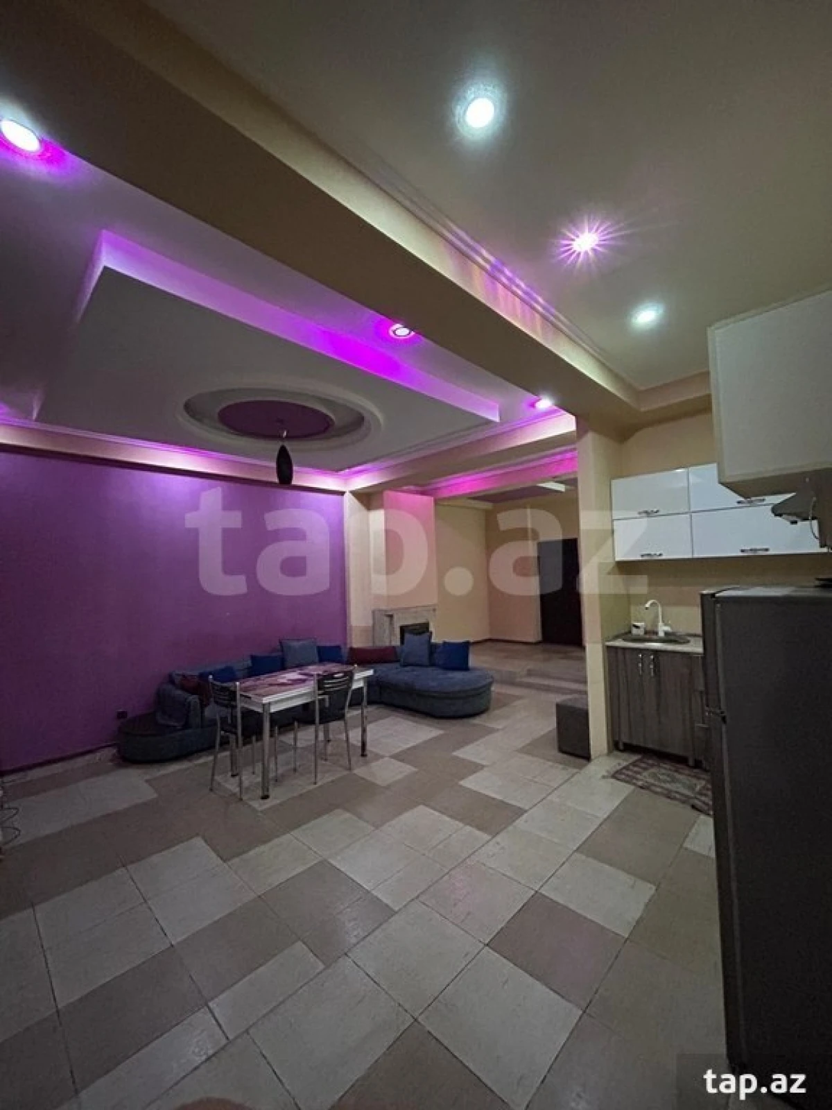 Kirayə verilir 3 otaqlı yeni tikili 110 m²